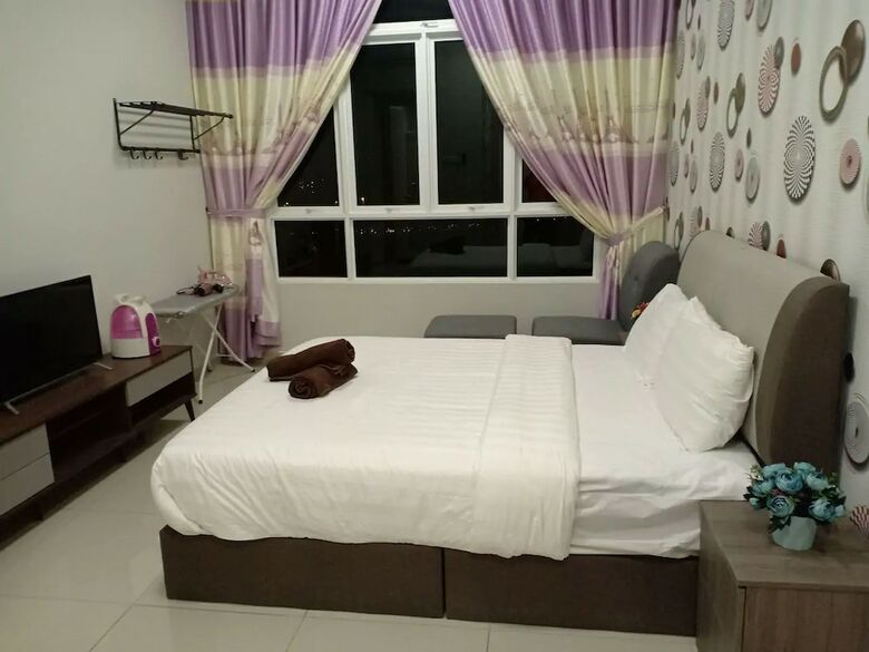 Hotel Bleisure Parkland Homestay