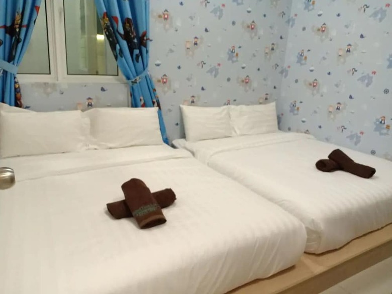 Hotel Bleisure Parkland Homestay