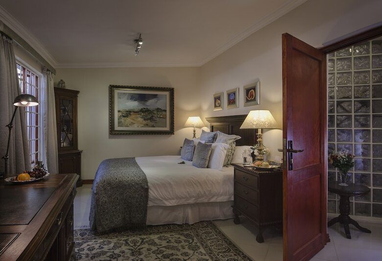 The Oasis Boutique Hotel