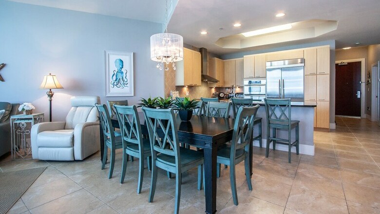 Coastal Penthouse Offering Breathtaking Views - Unit Crcph06