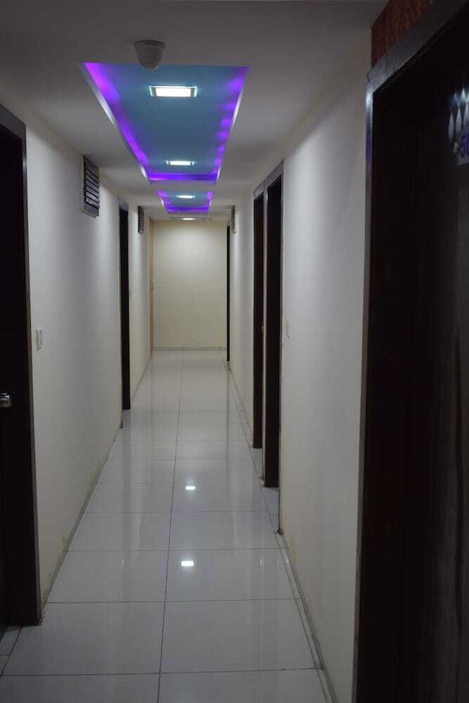 Hotel Shubham Palace By Sky Stays