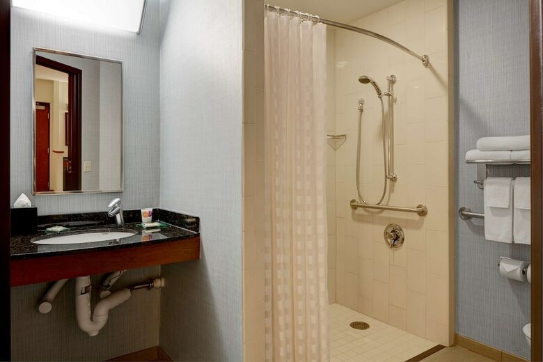 Hotel Hyatt Place Indianapolis / Fishers