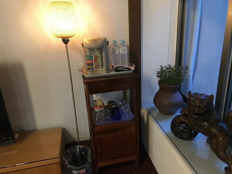 Hotel Naval Bureaucracy