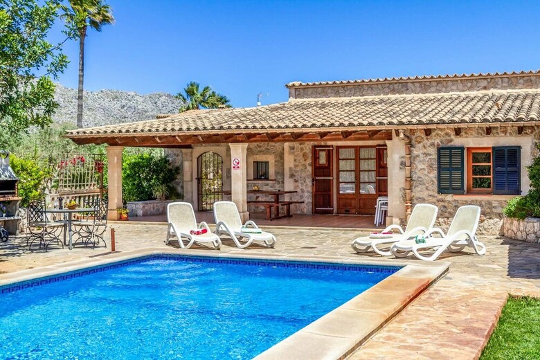 Villa Les Oliveras