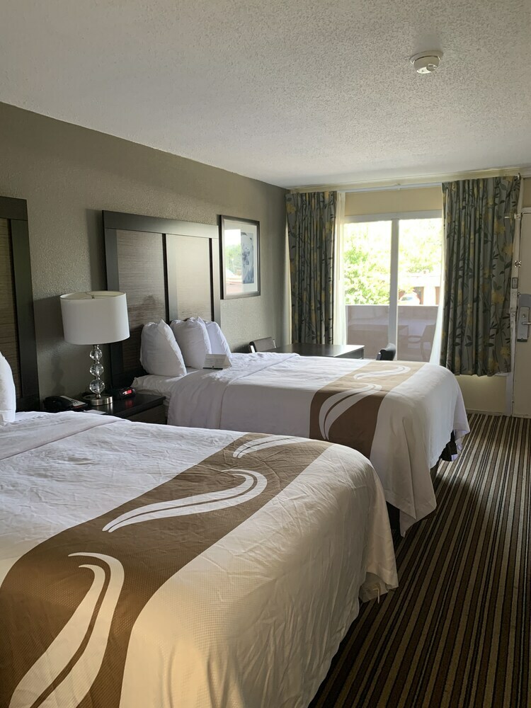 Hotel Quality Inn Airport South