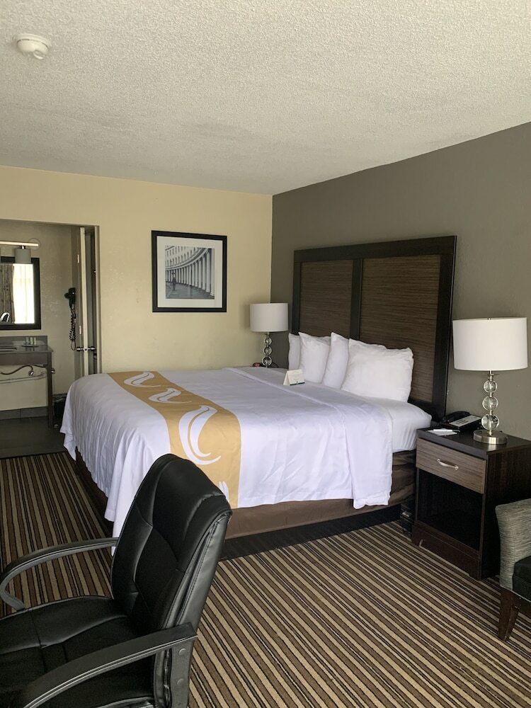 Hotel Quality Inn Airport South