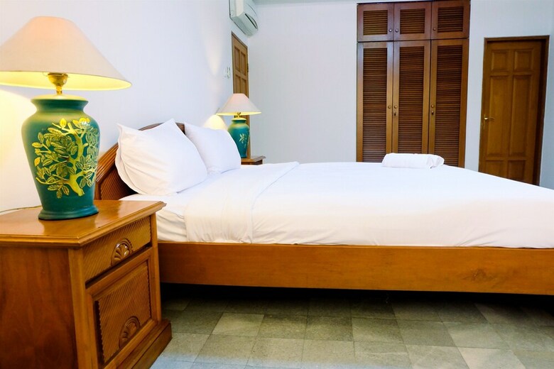 Prime 3br Senopati Apartment Close To Scbd