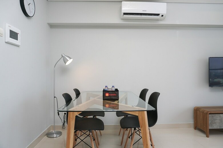 2br Spacious Loft Apartment At Maqna Residence