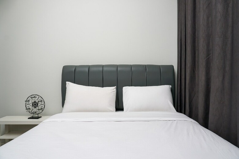 Best Location 1br Puri Mansion Apartment