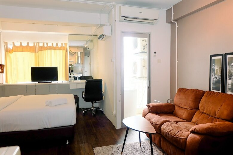 Large And Minimalist Studio At Pakubuwono Terrace Apartment