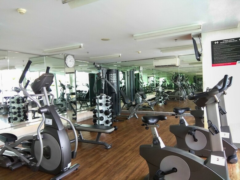 Modern And Classy 1br Green Lake Sunter Apartment