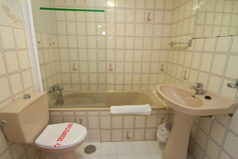 Casa Urbanizaci�n Los Pinos 15