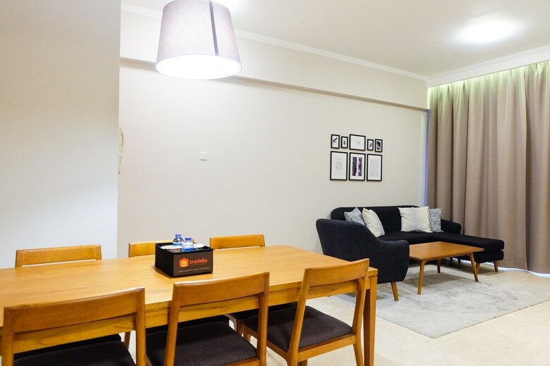 Spacious And Homey 3br Poins Square Apartment