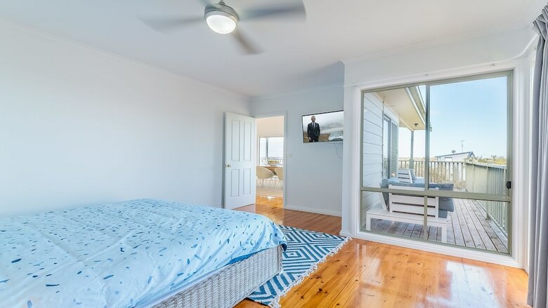 Beach Views On Beilby - Free Wifi & Foxtel - Pet Friendly