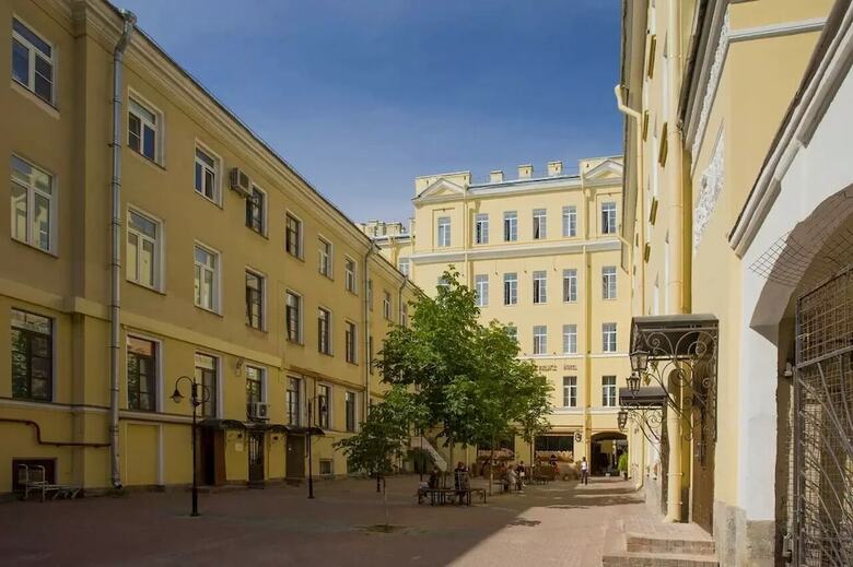Nevsky Capsule Hotel