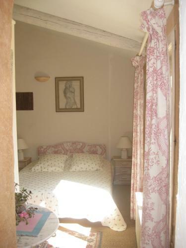 G�te Aux Tournesols
