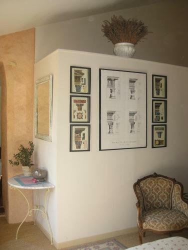 G�te Aux Tournesols