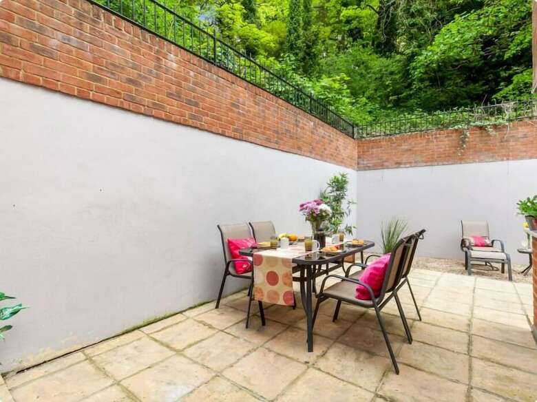 Apartamentos No. 01 St Swithuns Court