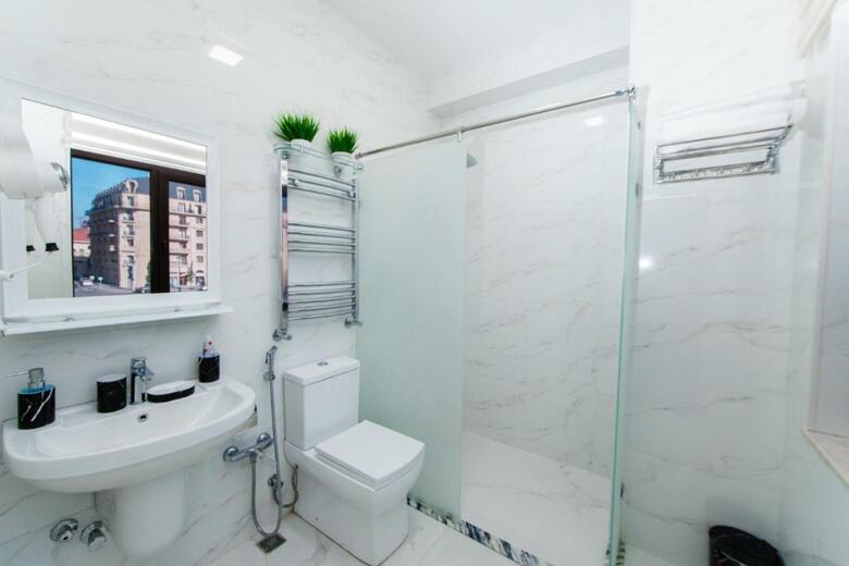 Hostal Alfa Hotel & Hostel