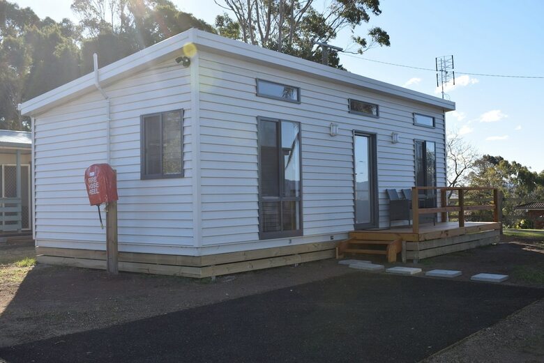 Hotel Bega Caravan Park