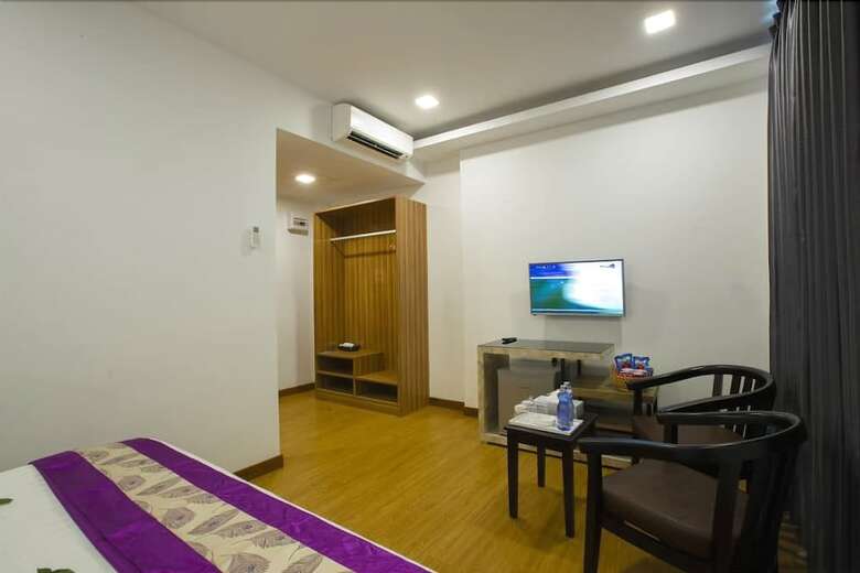 Hotel Platinum Square