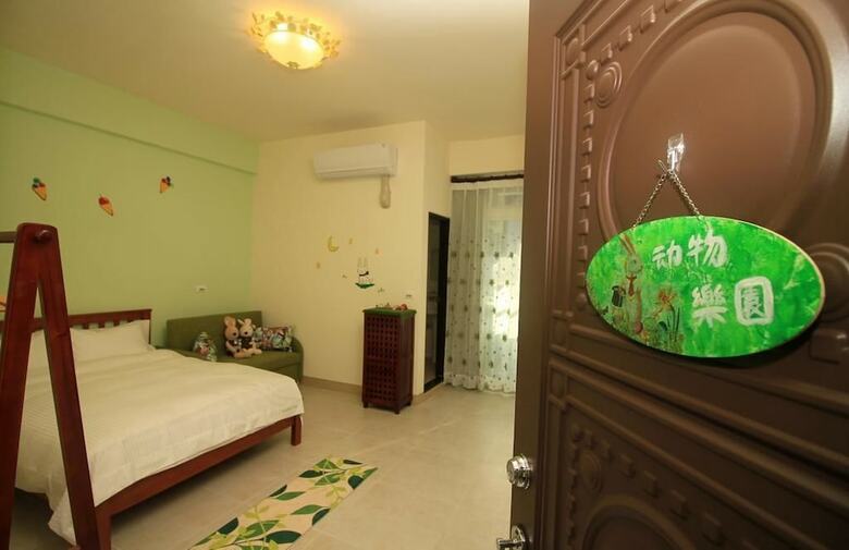 Hotel Nest And Big Forest Guesthouse
