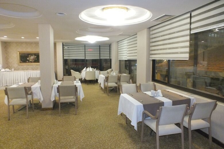 Park Royal Hotel