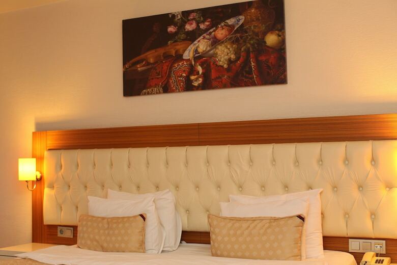 Park Royal Hotel