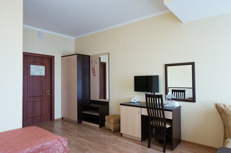 Hotel Grace Nairi