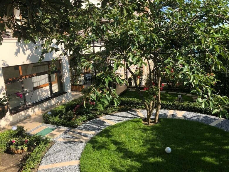 Hotel Grace Nairi