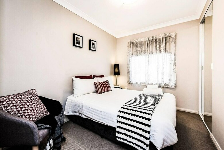 Apartamentos Two Bedroom Apt Next To Perth Cbd With Parking.