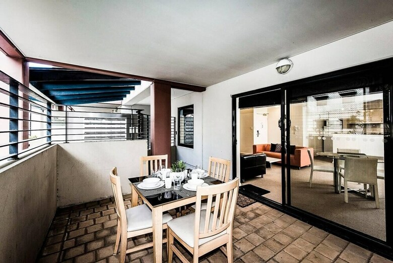 Apartamentos Two Bedroom Apt Next To Perth Cbd With Parking.
