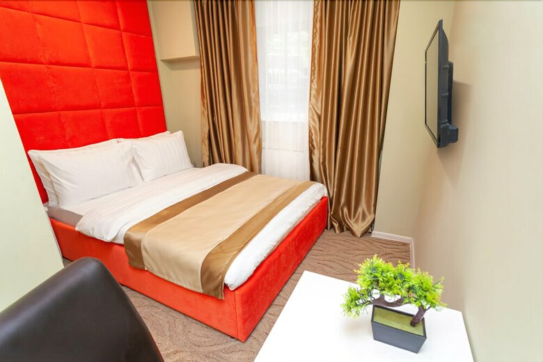 Laluna Hotel