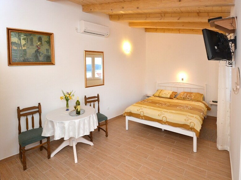 Hotel Guest House Enny - Adults Only