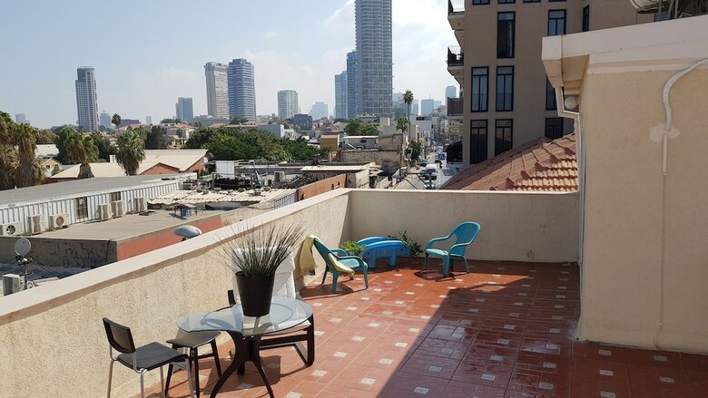 Unique Roof Apartment With Sea View
