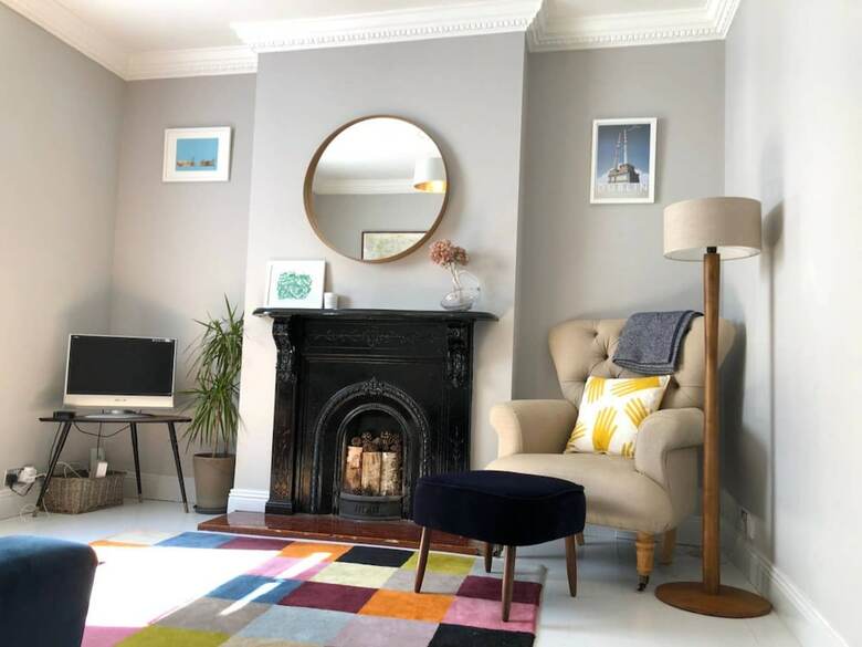 Chic And Contemporary Victorian Family Home