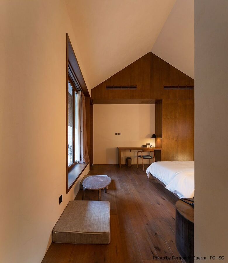 Hotel Sansa Village