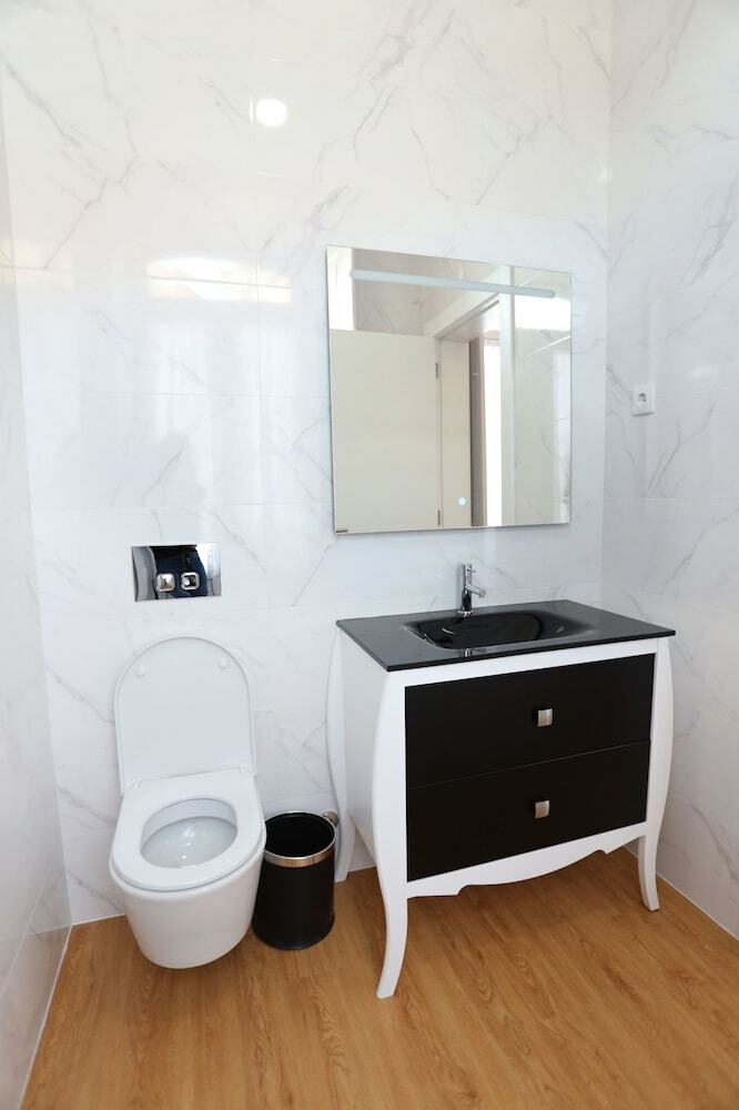 Hotel Glass Boutique - Rooms & Suites
