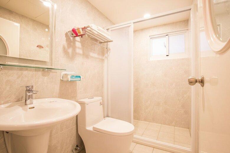 Hotel Holly House Homestay