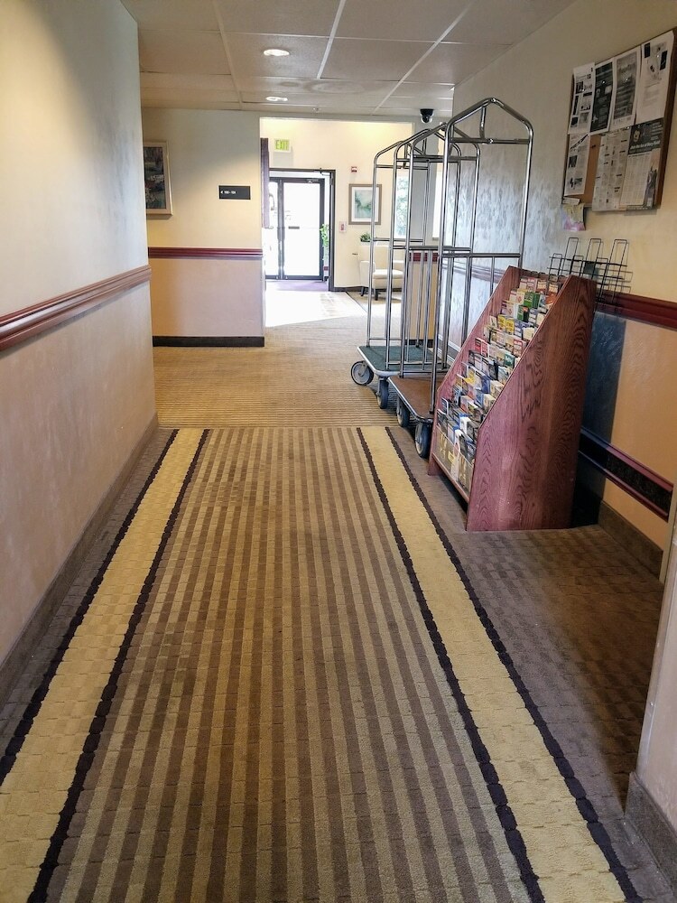 Motel Super 8 By Wyndham Kelso Longview Area