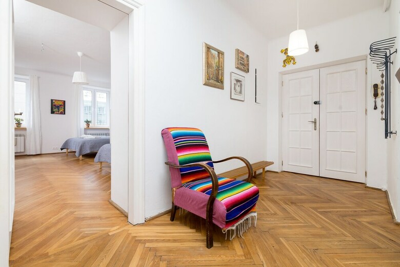 Royal Route Apartment For 10 People