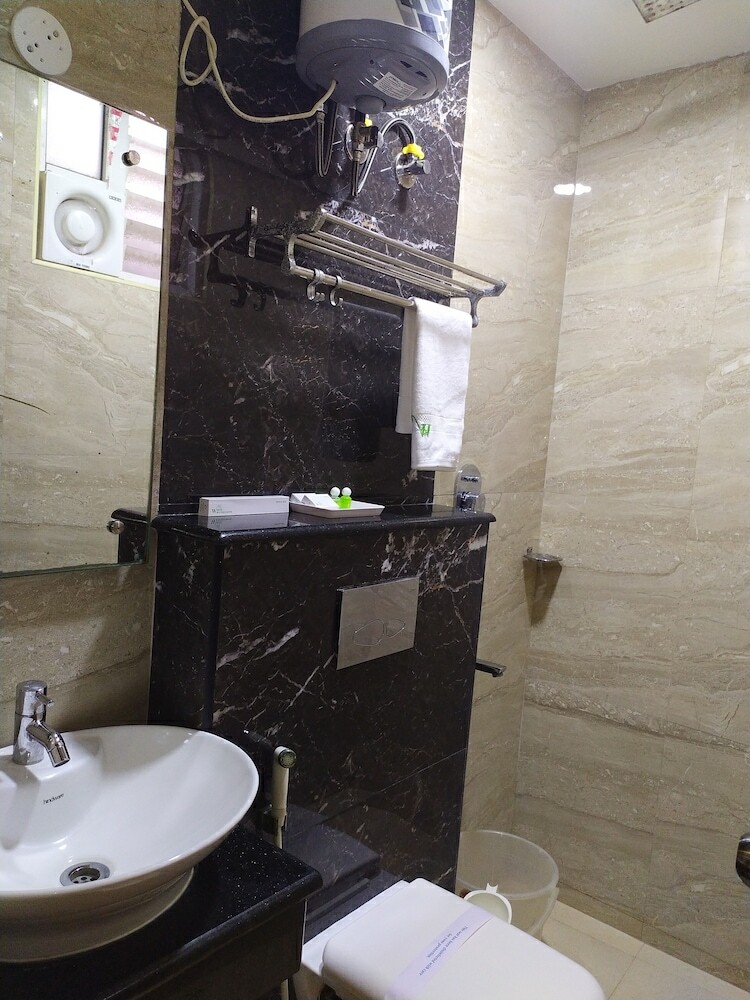 Hotel  White  Boutique