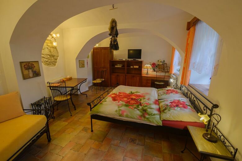 Hotel Penzion U Z�mku M?ln�k