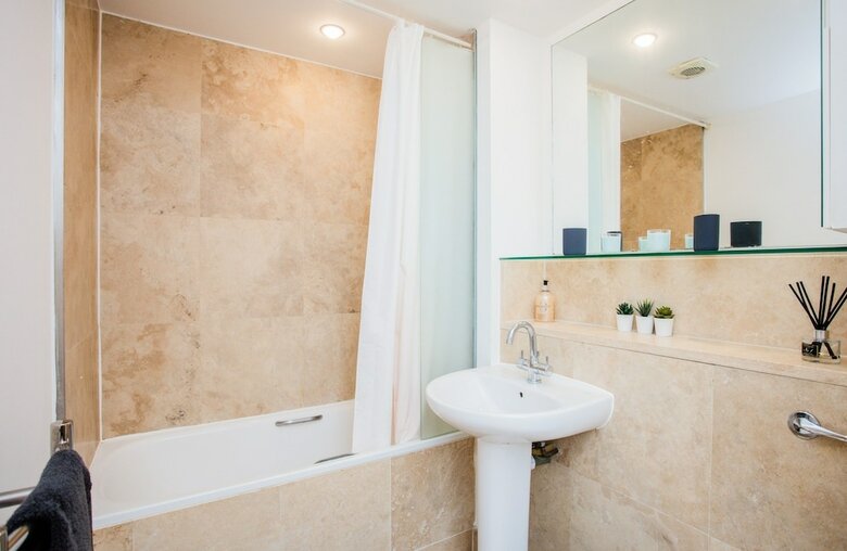 2 Bedroom Apartment In Islingtong Hackney