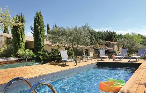 Holiday Home Rue Maurice Ronet L-877