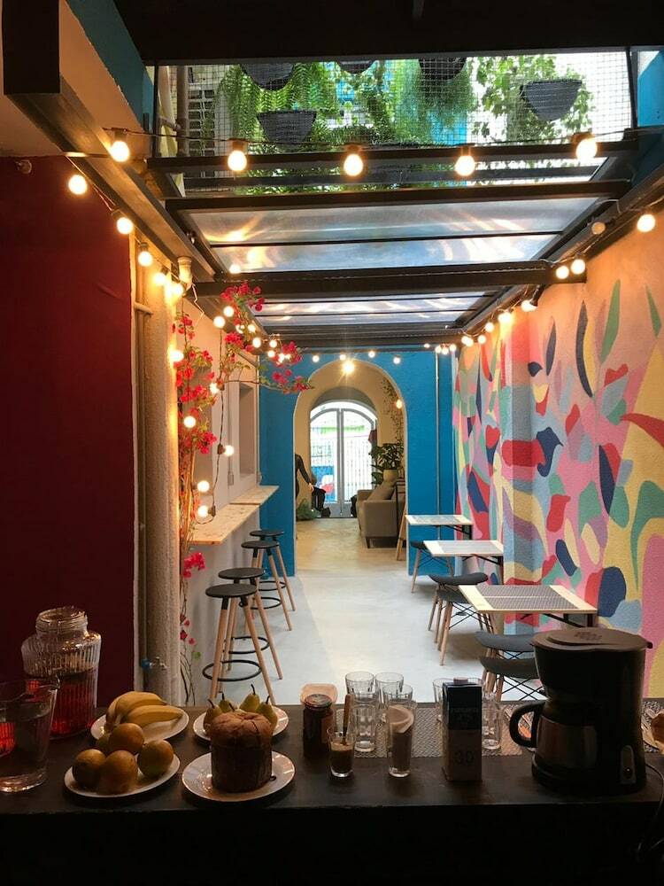 Hostal Imagina Hostel