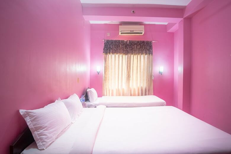 Spot On 550 Hotel Gangotri Highway