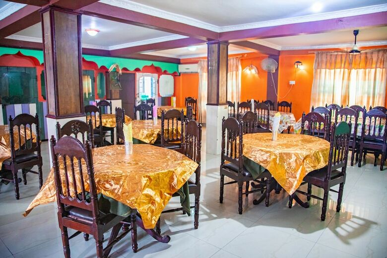 Spot On 550 Hotel Gangotri Highway