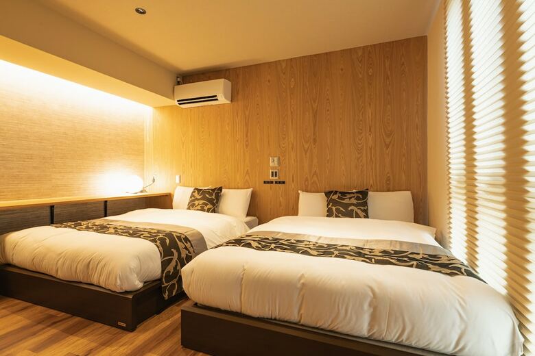 Apartamentos Grand Base Iolani