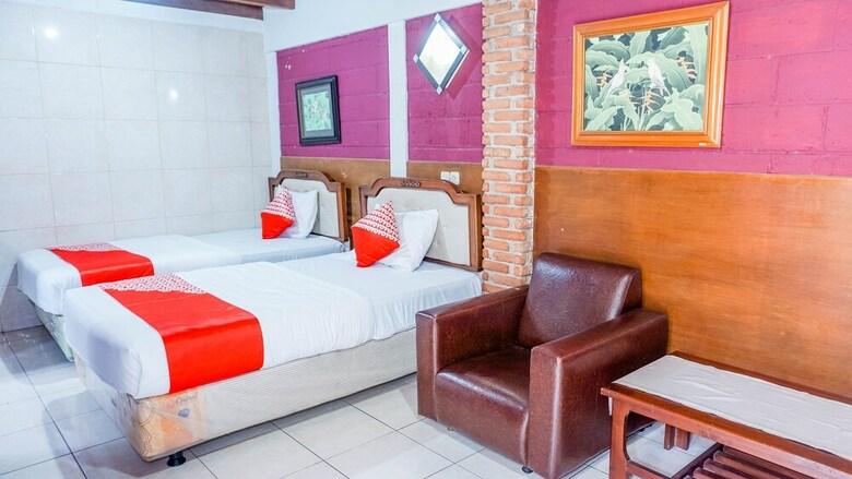 Hostal Oyo 1488 Hotel Cemara Asri